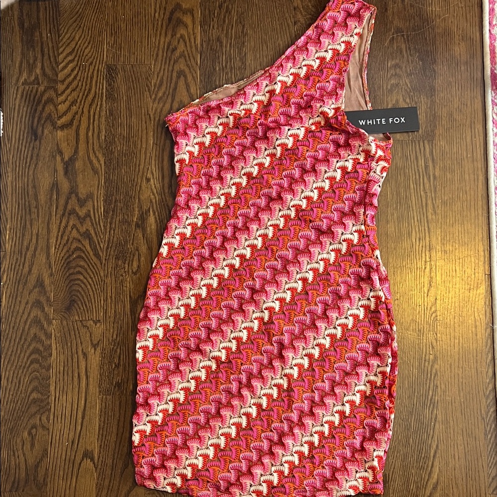 White Fox Boutique One-Shoulder Pink and Red Dress